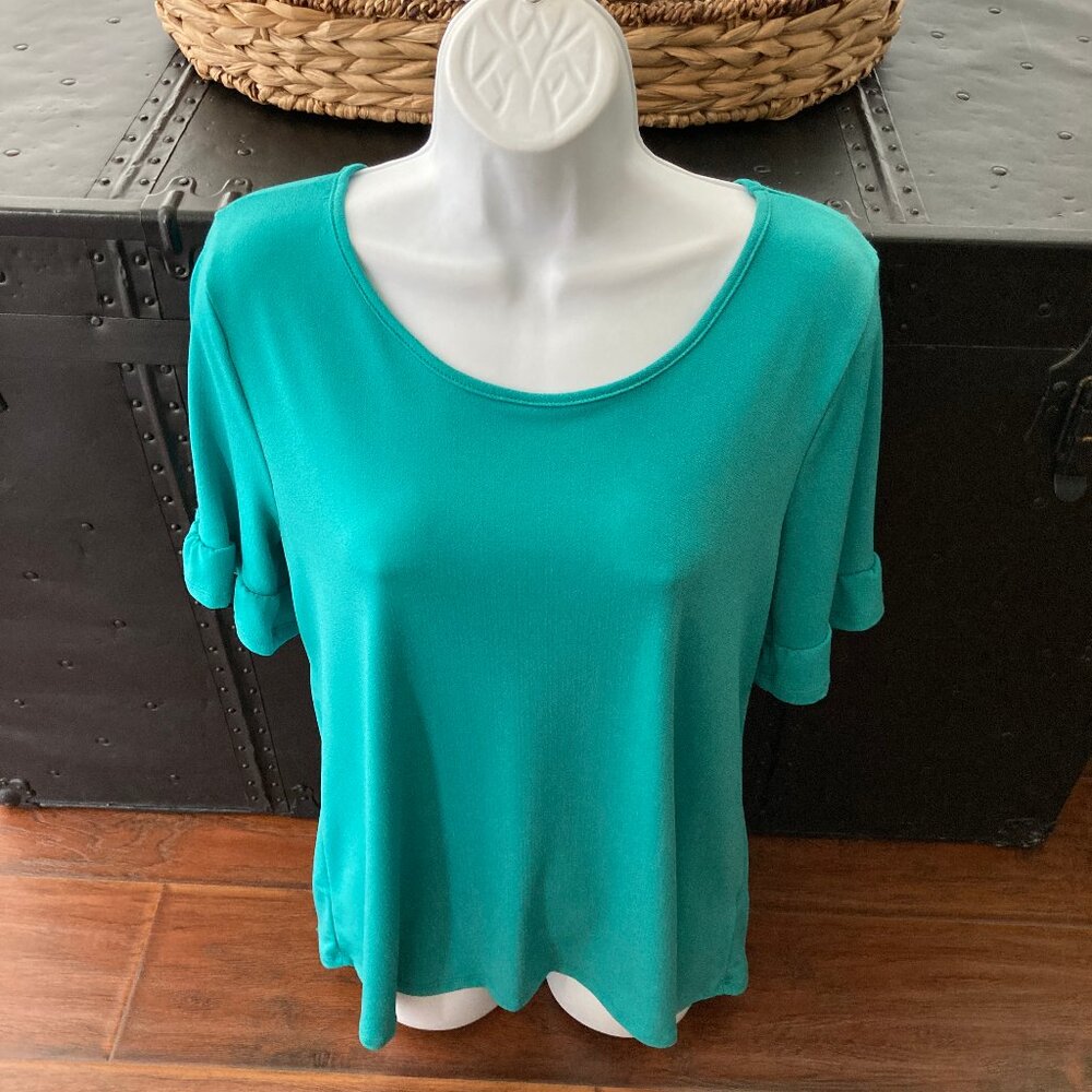 Green Envelope Los Angeles Green Ruffled Short Sleeve Blouse Large NWOT